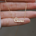 cadena de oro con nombre