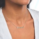 colgante con nombre plata