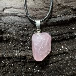 colgante cuarzo rosa