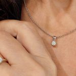 colgante diamante