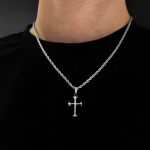 colgante plata hombre