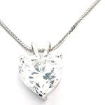 collar con diamante