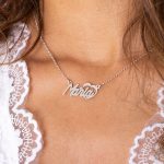 collar con nombre plata