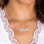 collar con nombre plata