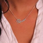collar con nombre plata