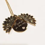 collar de girasol