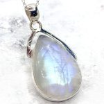 collar de luna