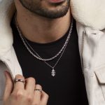 collar de plata hombre