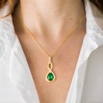 collar esmeralda