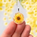 collar girasol