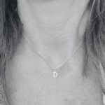 collar inicial plata