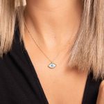 collar ojo turco