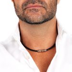 collar para hombre