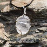 collares de cuarzo