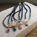 collares de piedras naturales